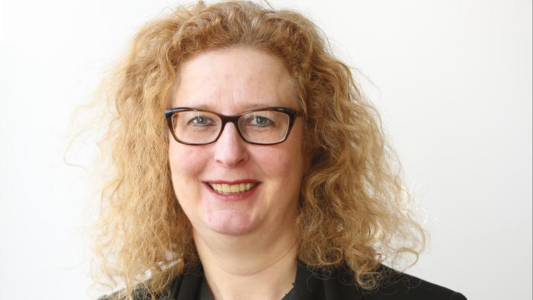 Porträt Fernsehratsmitglied Dr. Gabriel Köster