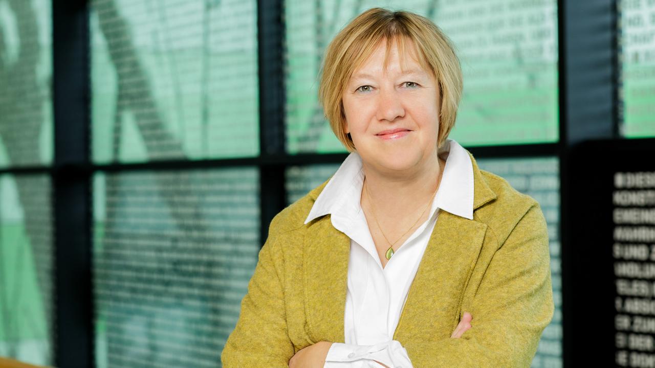 Porträt Prof. Dr. Birgit Stark