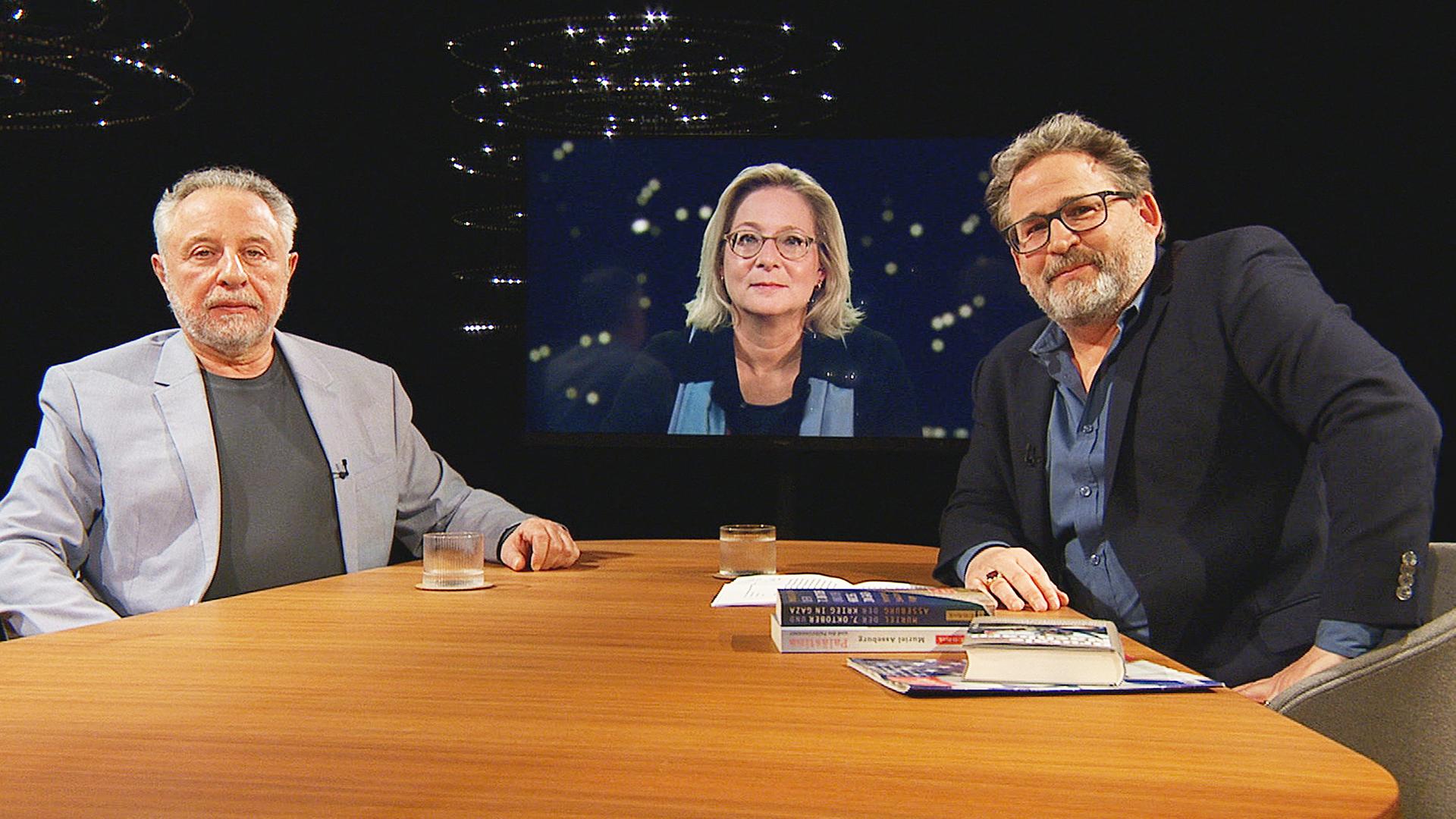 v.l. José Brunner, Politologe, Muriel Asseburg, Politologin und Moderator Wolfram Eilenberger