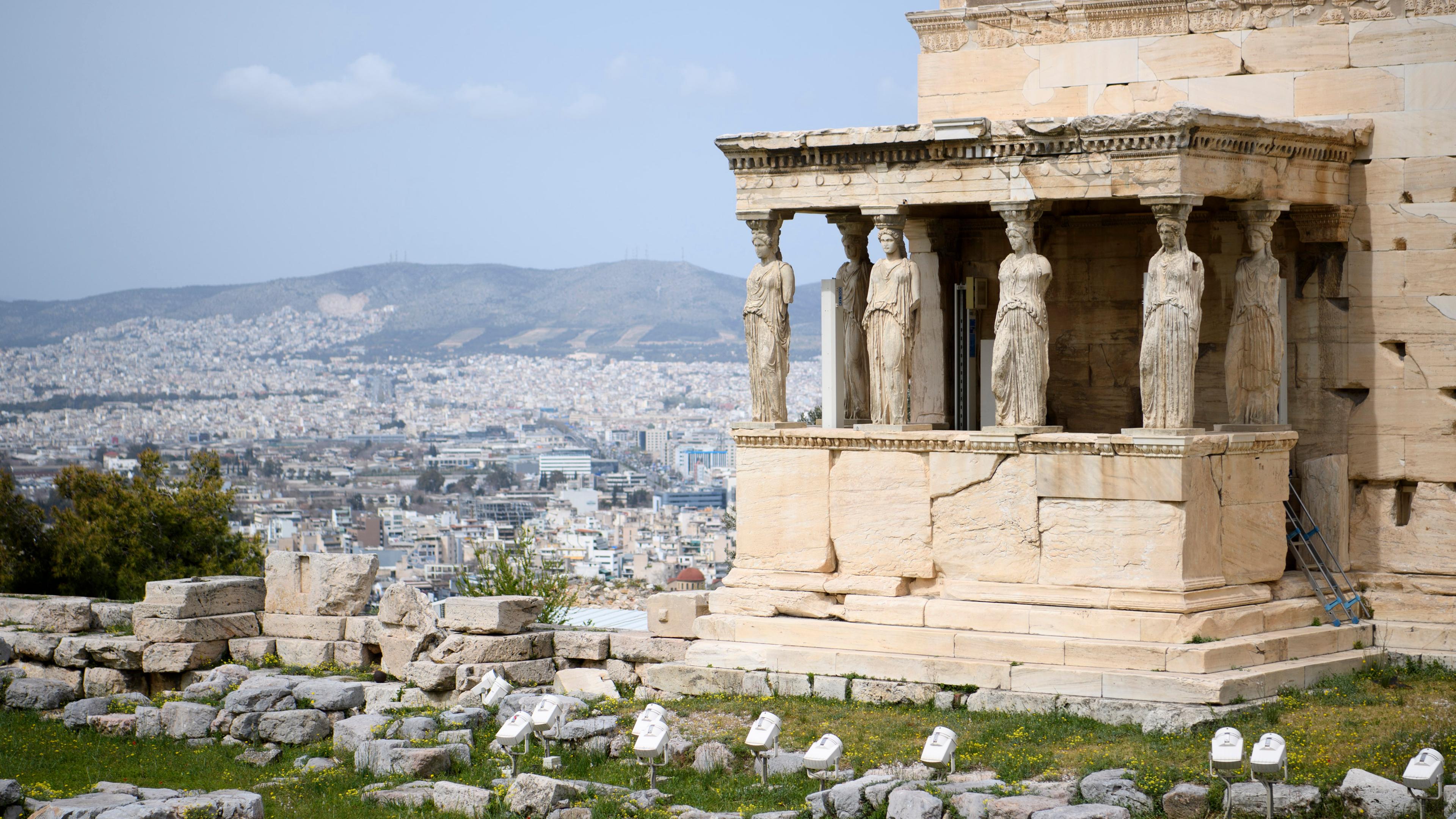 Griechenland, Athen: Ein Blick auf den Athenatempel auf der Akropolis