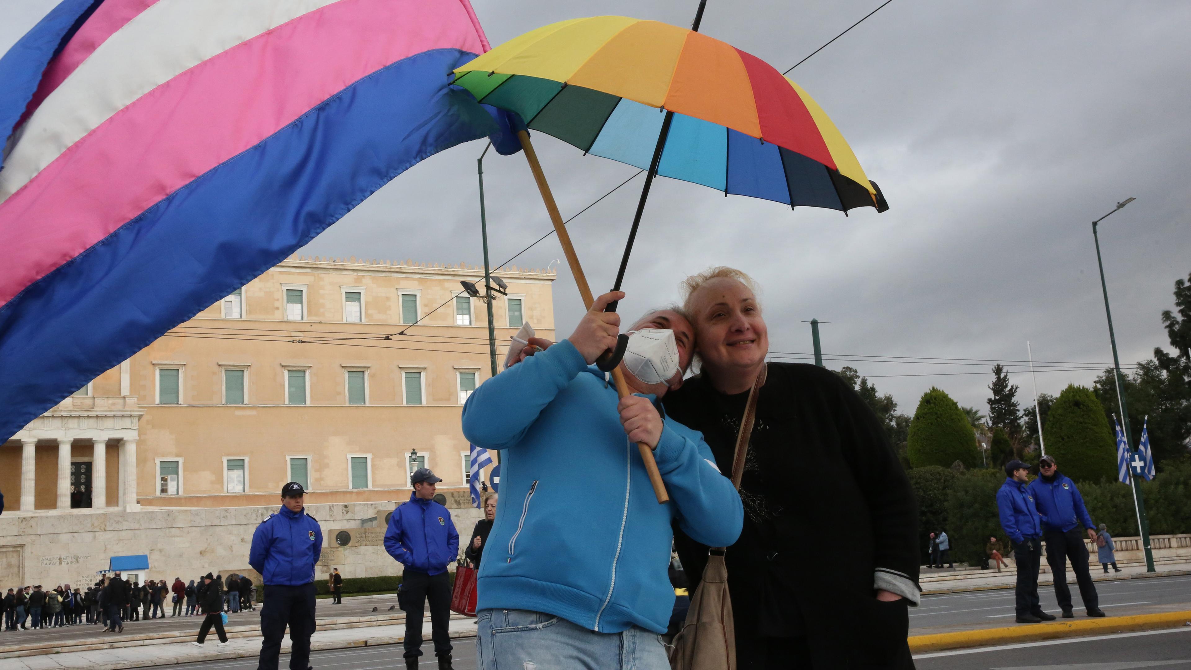 Pro and against protesters as Greek parliament to vote on Equality in civil marriage bill