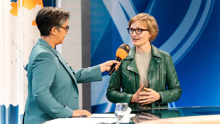 Grünen-Chefin Franziska Brantner mit einer Reaktion zu den Wahlen in Mecklenburg-Vorpommern und Berlin.