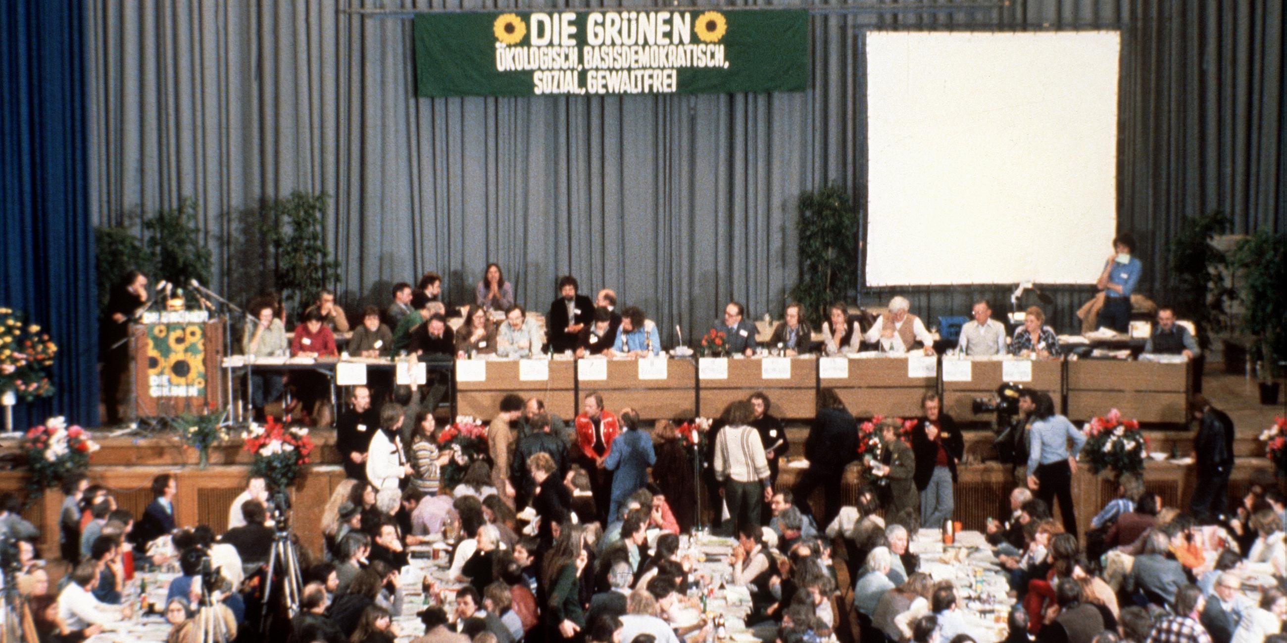 Grüner Gründungsparteitag in Karlsruhe 1980
