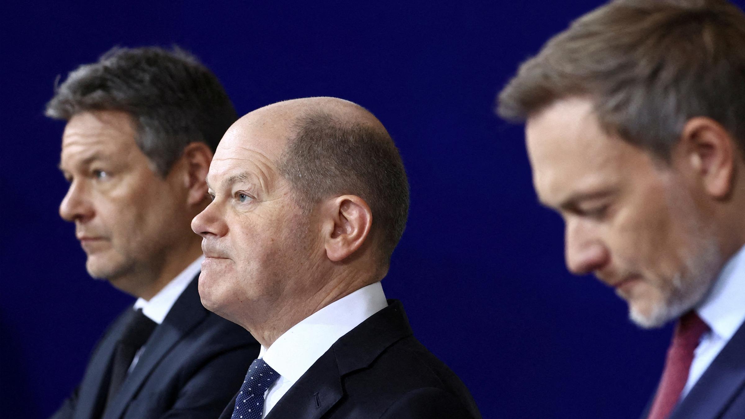 Robert Habeck, Olaf Scholz und Christian Lindner (v.l.) am 13.12.2023 in Berlin