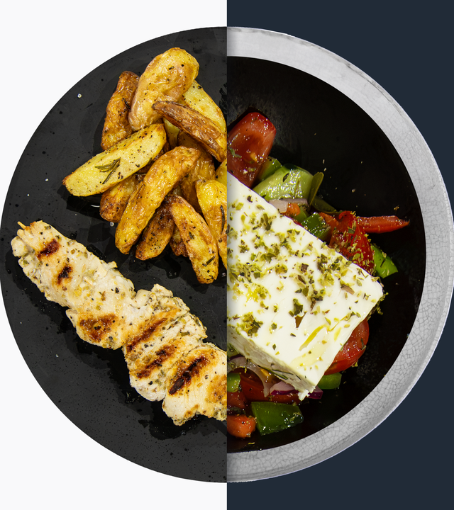 Hähnchen-Souvlaki vs. Griechischer Salat