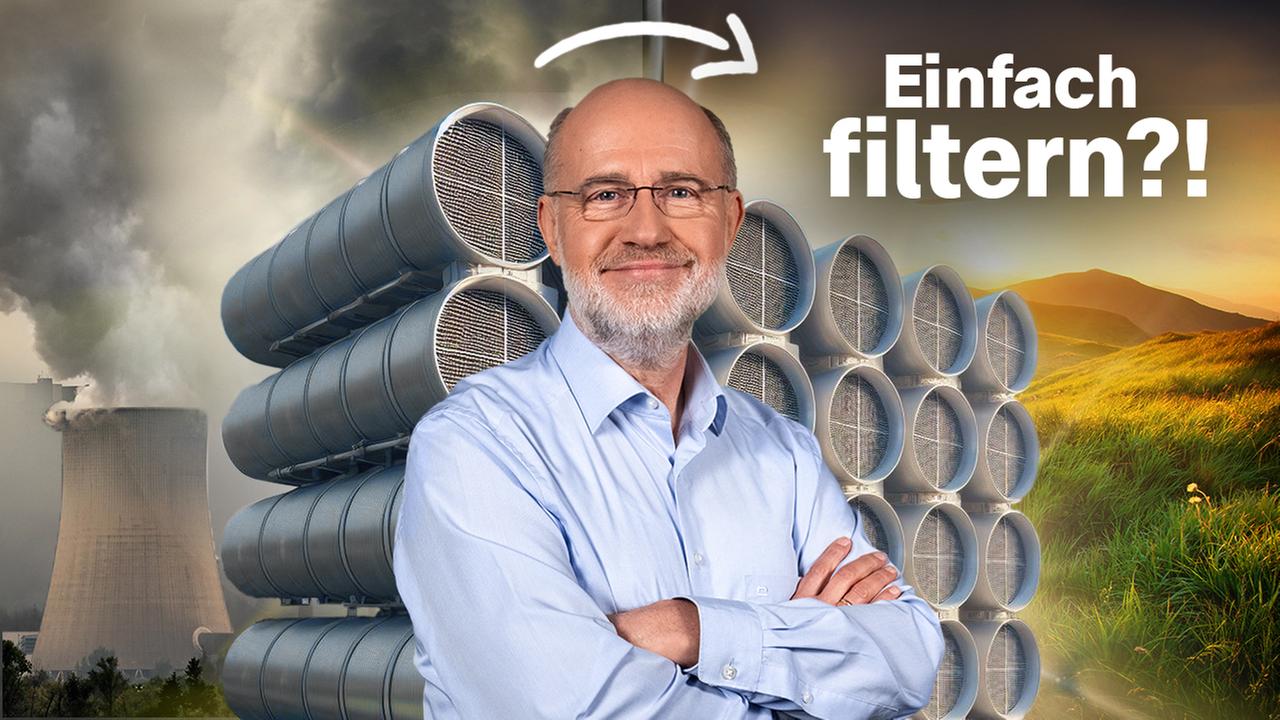 Harald Lesch vor einer CO2-Filteranlage