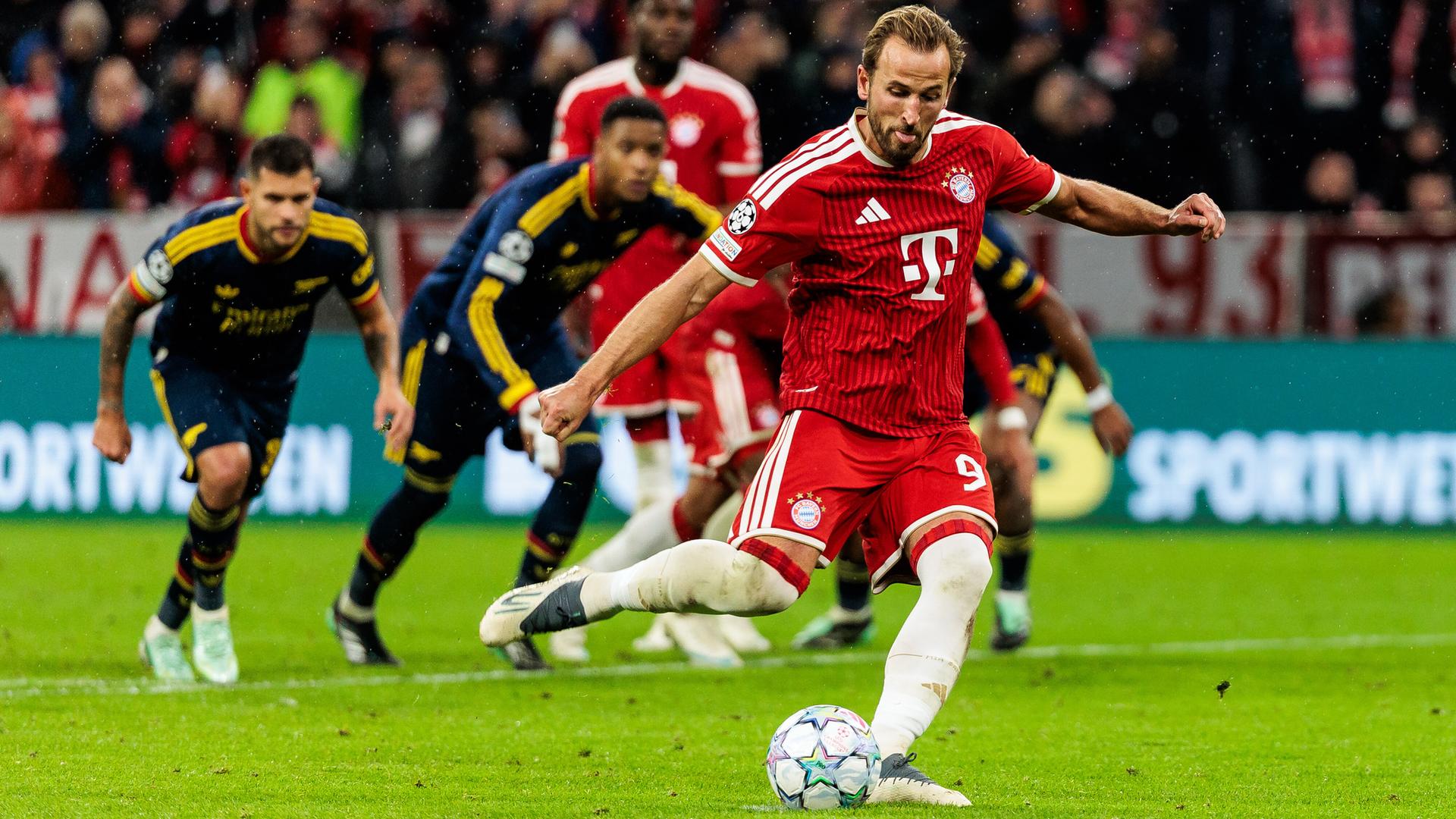 Harry Kane in Aktion im Spiel FC Bayern München gegen FC Arsenal in München.