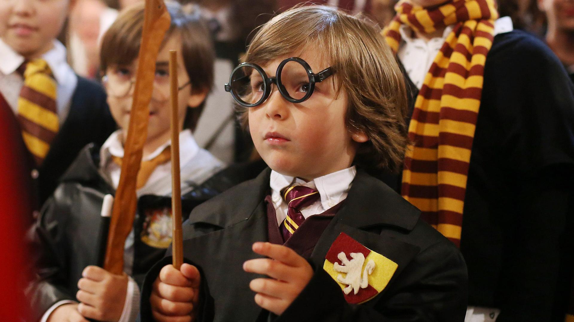 Kinder bei Harry-Potter-Fan-Veranstaltung