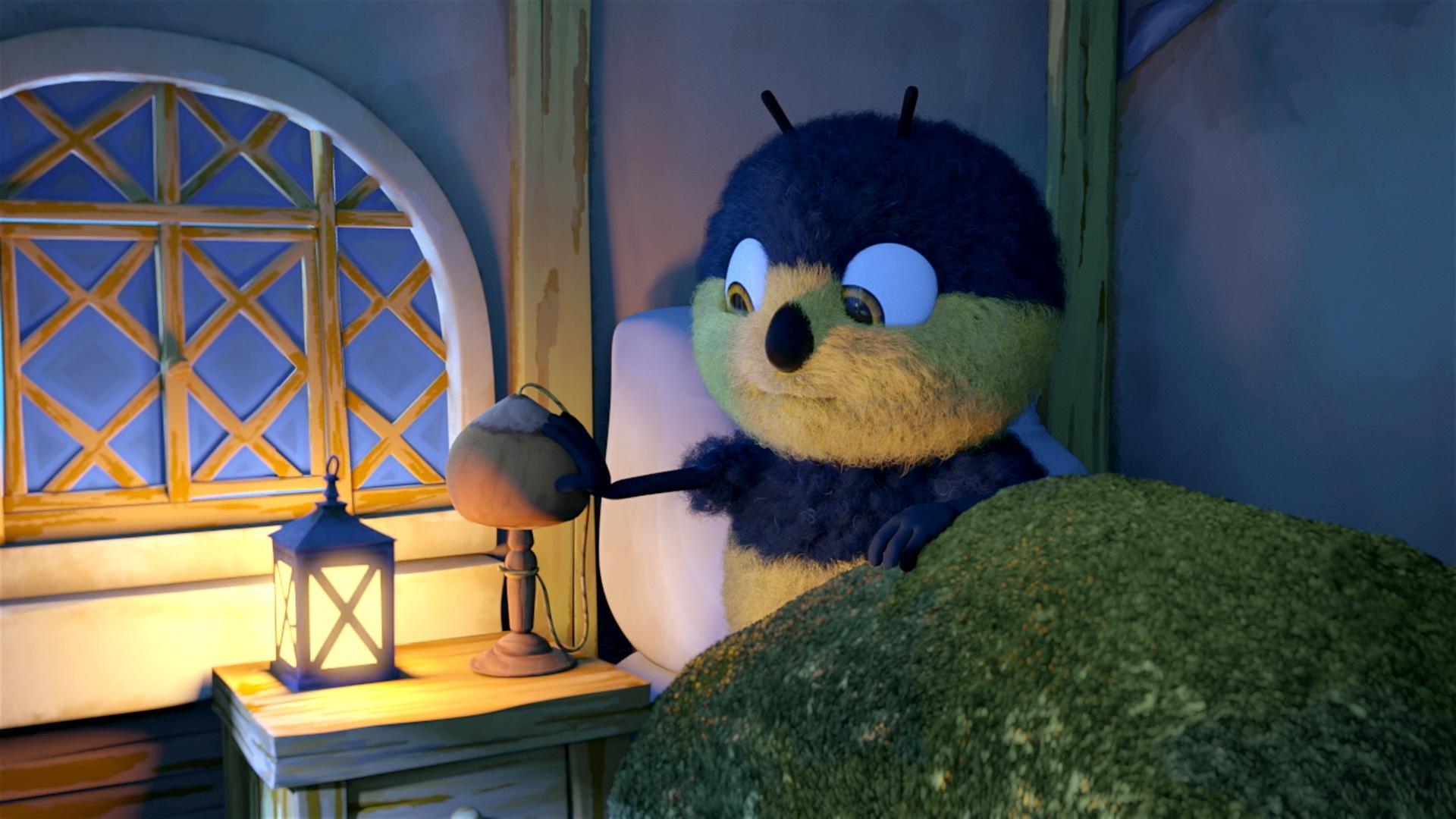 Heini liegt in seinem Bett. Seine rechte Hand liegt schützend auf seinem Fang-den-Ball-Spiel, das neben einer Lampe auf seinem Nachttisch steht.