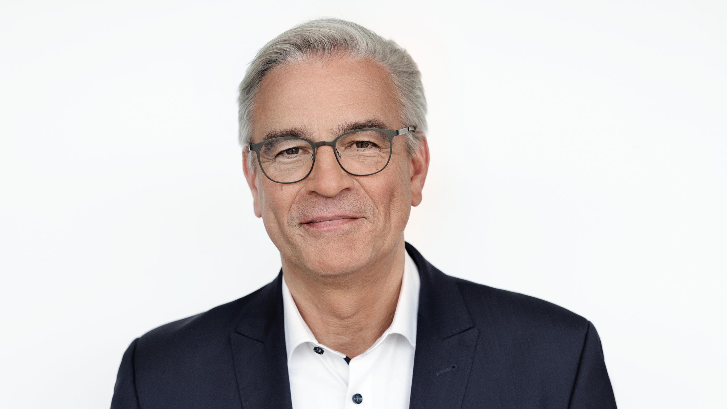 Porträt des ZDF-Landesstudioleiters Schleswig-Holstein Henner Hebenstreit