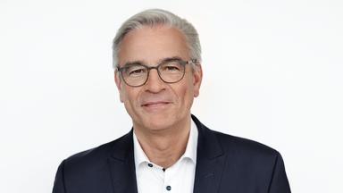 Porträt des ZDF-Landesstudioleiters Schleswig-Holstein Henner Hebenstreit