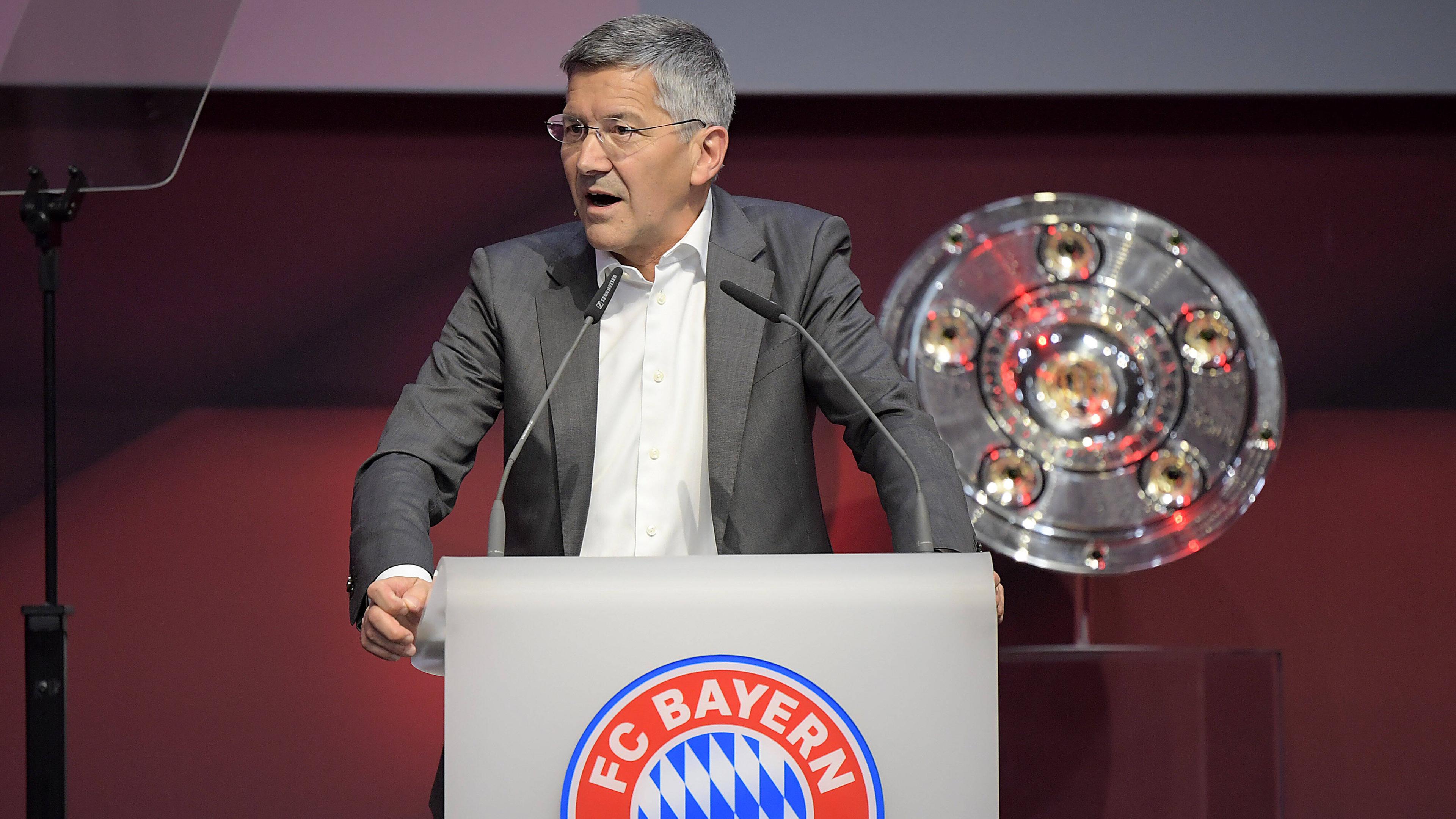 15.10.2022,  1. Bundesliga, FC Bayern München, Präsident  Herbert Hainer bei der Jahreshauptversammlung 2022 des FC Bayern München