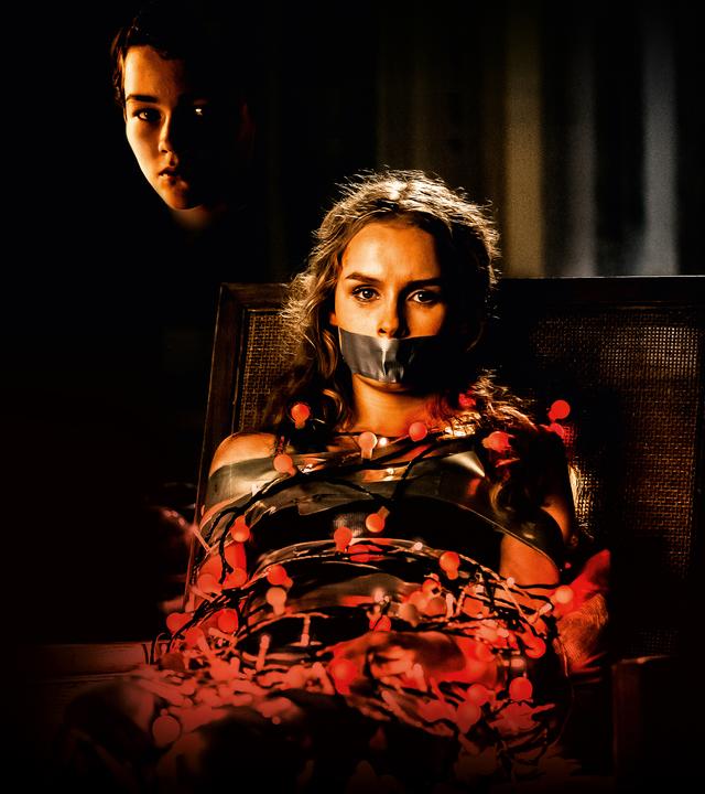 Plakatmotiv zum Film mit Olivia DeJonge und Levi Miller.