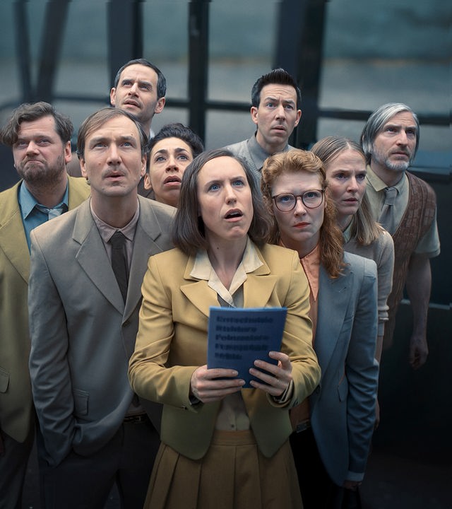 Das Manko - Gruppe von Menschen eng zusammen