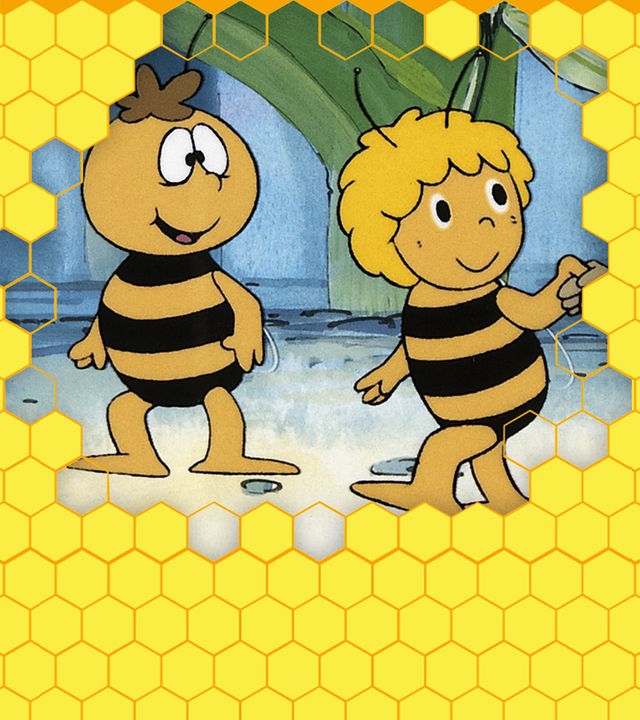 Ein gelbes Wabenmuster großflächig. Im Wabenmuster gibt es eine etwa kreisrunde Aussparung. Dort stehen die Biene Maja und Bienenfreund Willi nebeneneinander. Sie schauen freundlich und fröhlich.