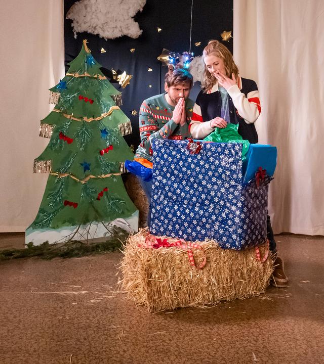 vlnr.: Bodo Hartmann (Steve Windolf); Liz Schott (Christine Eixenberger)