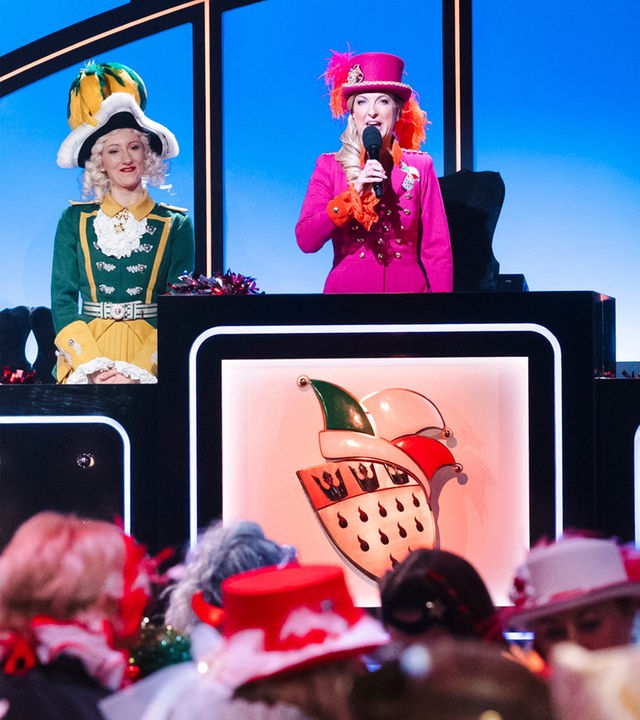 Der "Damen-Elferrat" bei "Kölle Alaaf - Die Mädchensitzung"