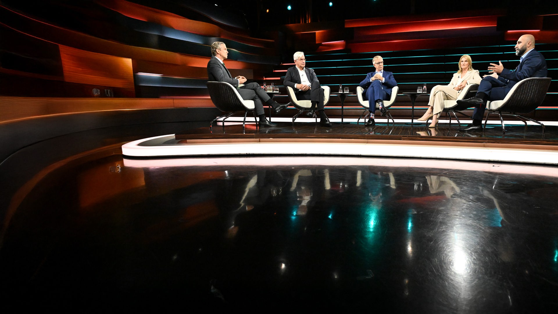 Markus Lanz diskutiert mit seinen Gästen heute (von links nach rechts): 