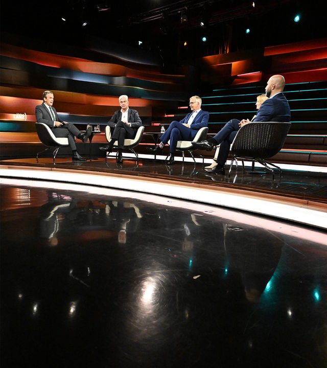 Markus Lanz diskutiert mit seinen Gästen heute (von links nach rechts): 