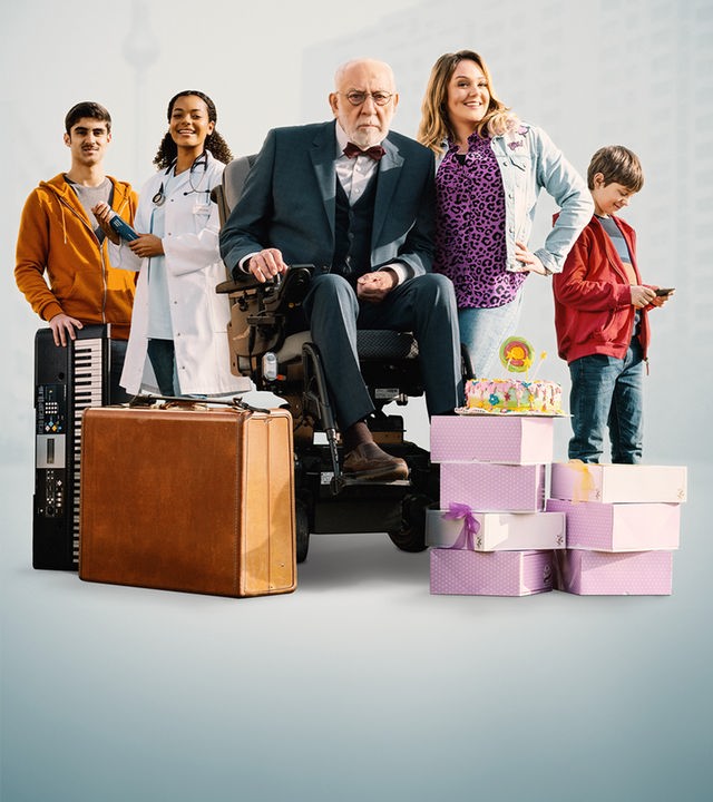 Murat (Julius Gabriel Göze), Afia (Latisha Kohrs), Olaf Hintz (Dieter Hallervorden), Trixie Kuntze (Alwara Höfels), Sean (Lior Kudrjawizki)
