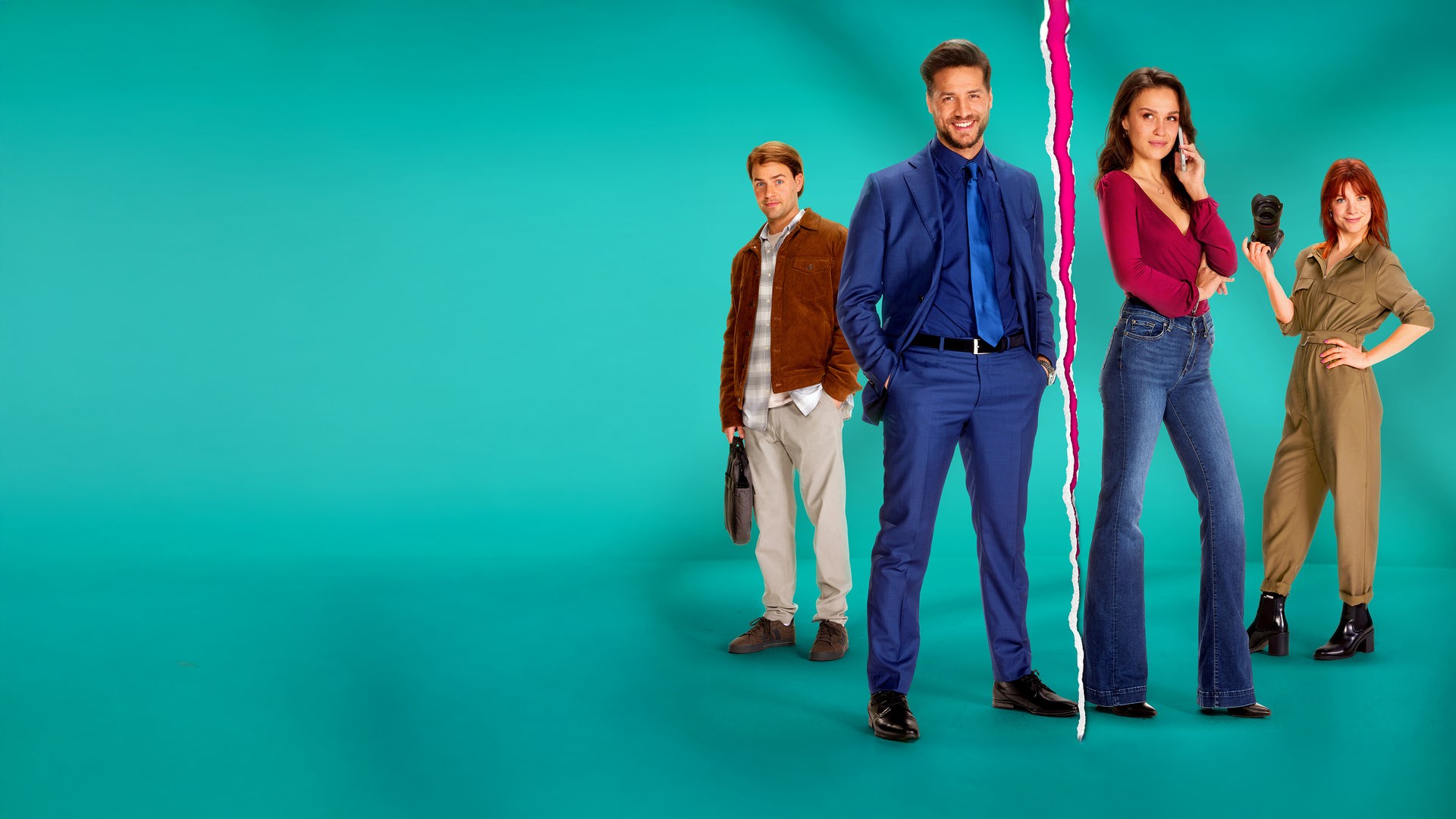 Filmplakat: Mick (Oscar Aerts), Dylan (Juvat Westendorp), Zoë (Holly Mae Brook) und Lana (Sarah Bannier) posieren nebeneinander vor einem türkisgrünen Hintergrund. Zwischen Dylan und Zoë, die in der Mitte stehen, geht ein Riss durchs Bild, der einen pinken Untergrund andeutet.