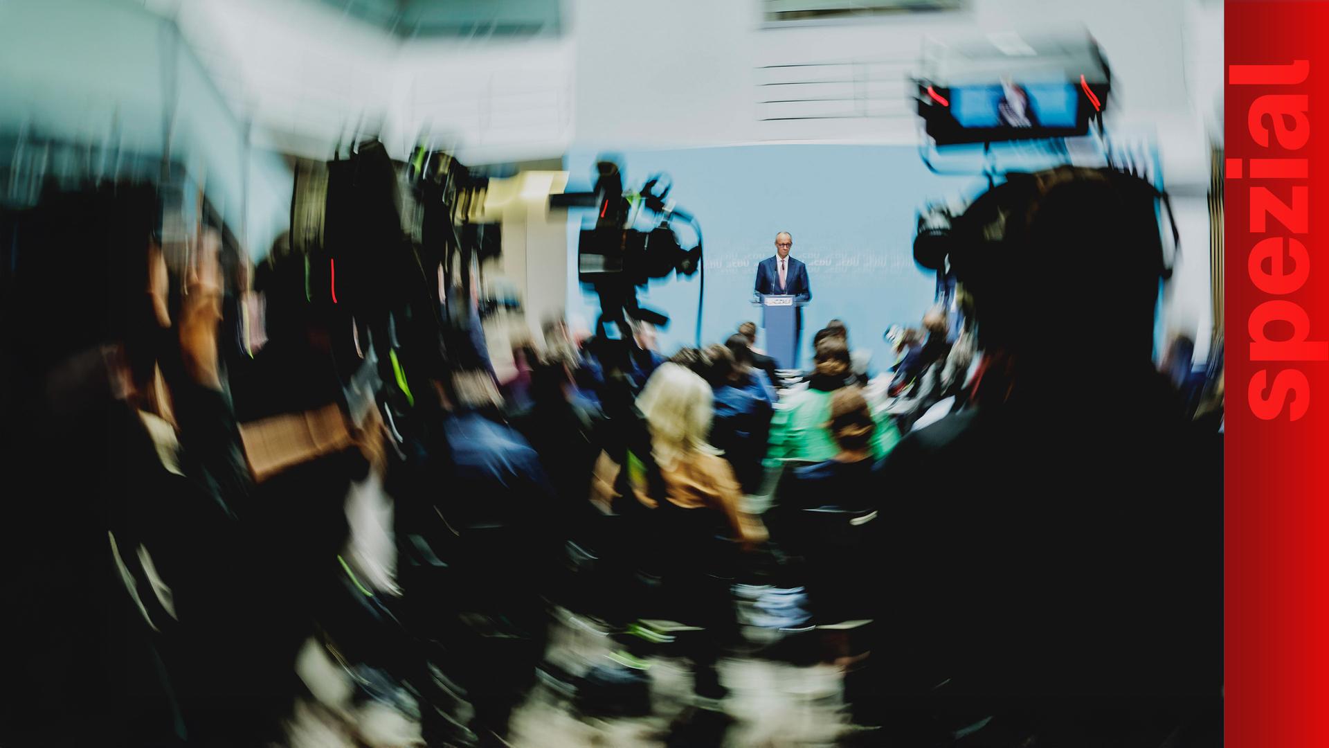 Friedrich Merz (CDU), Bundeskanzler, aufgenommen im Rahmen einer Pressekonferenz als Reaktion auf die Landtagswahl in Mecklenburg-Vorpommern sowie die Berliner Abgeordnetenhauswahl in Berlin.