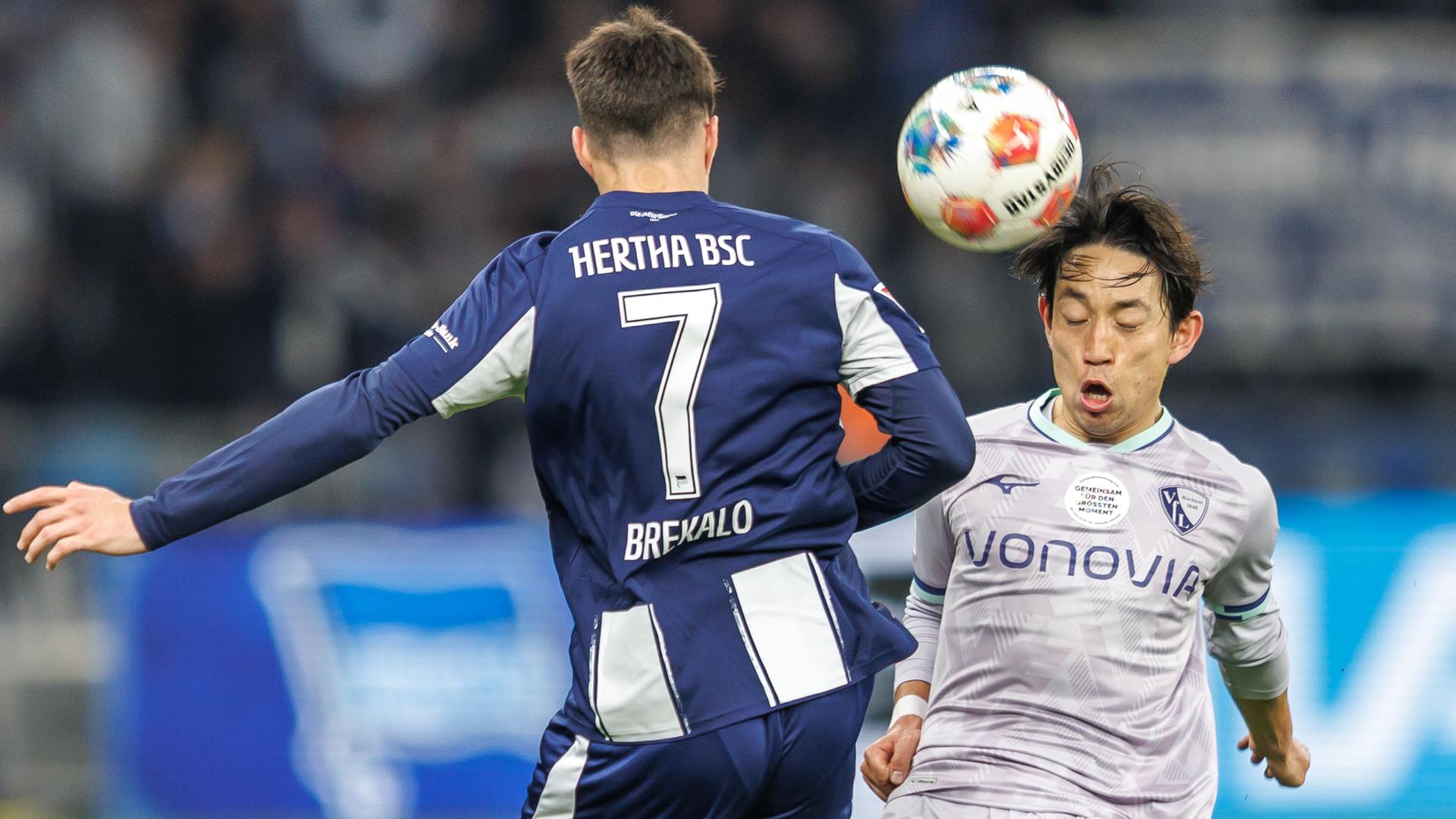 Michael Cuisance und Maximilian Wittekkämpfen um den Ball am 14.03.2026 in Berlin.