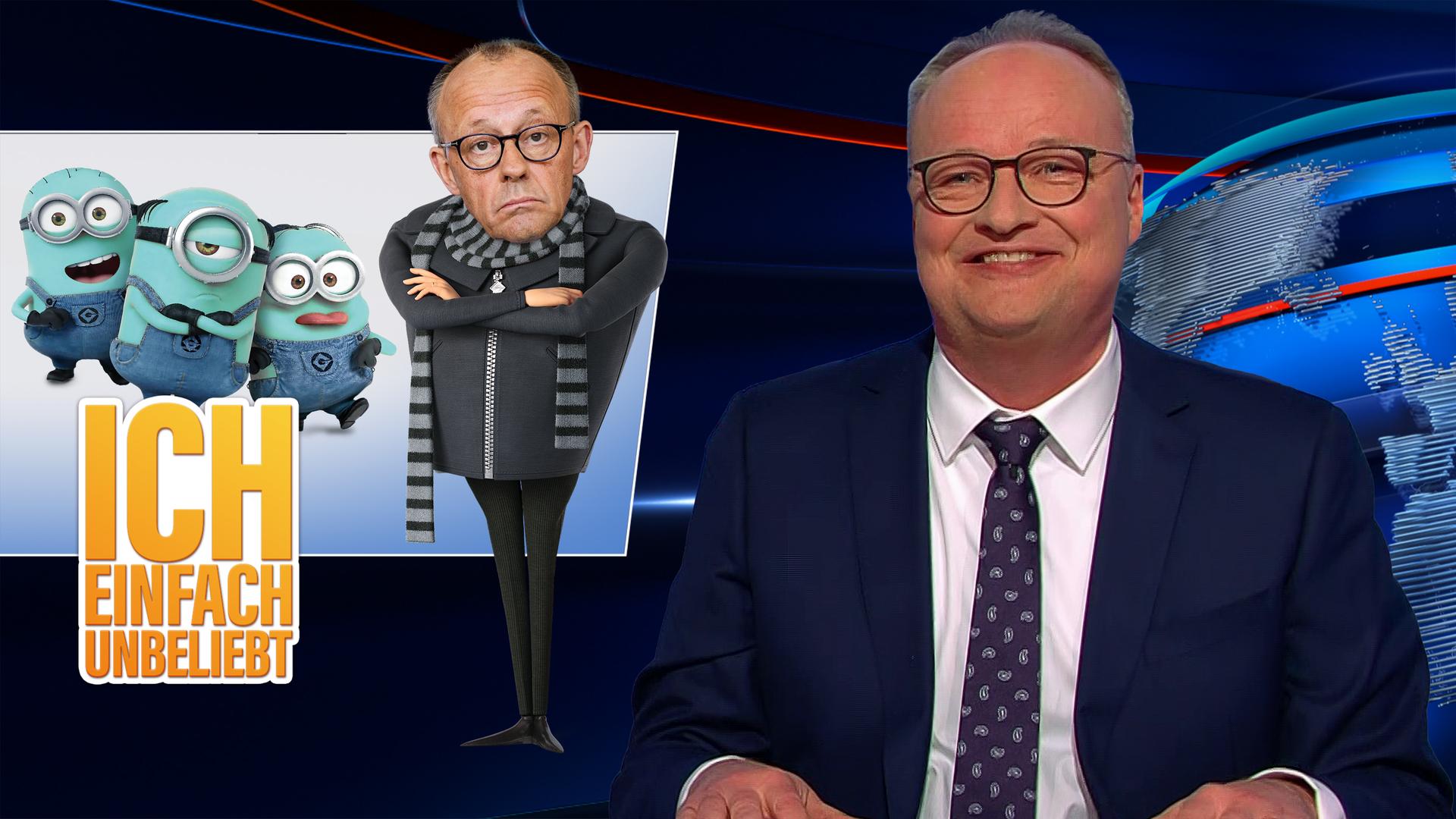 Oliver Welke sitzt am Schreibtisch. Links im Hintergrund ist eine Fotomontage abgebildet, die an den Animationsfilm "Ich – Einfach unverbesserlich" erinnert: Darauf steht Friedrich Merz neben drei Minions. Darunter steht: "Ich – Einfach unbeliebt".