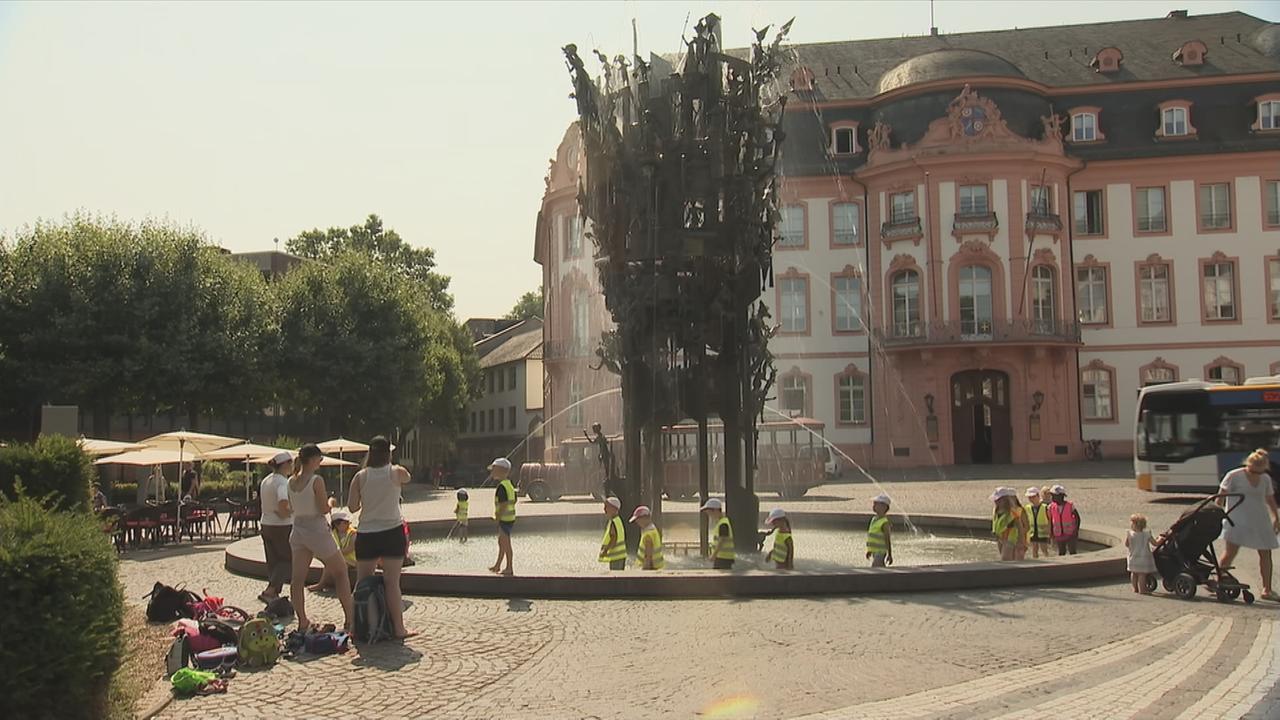 heute in Deutschland Hitze mit über 30 Grad ZDFheute