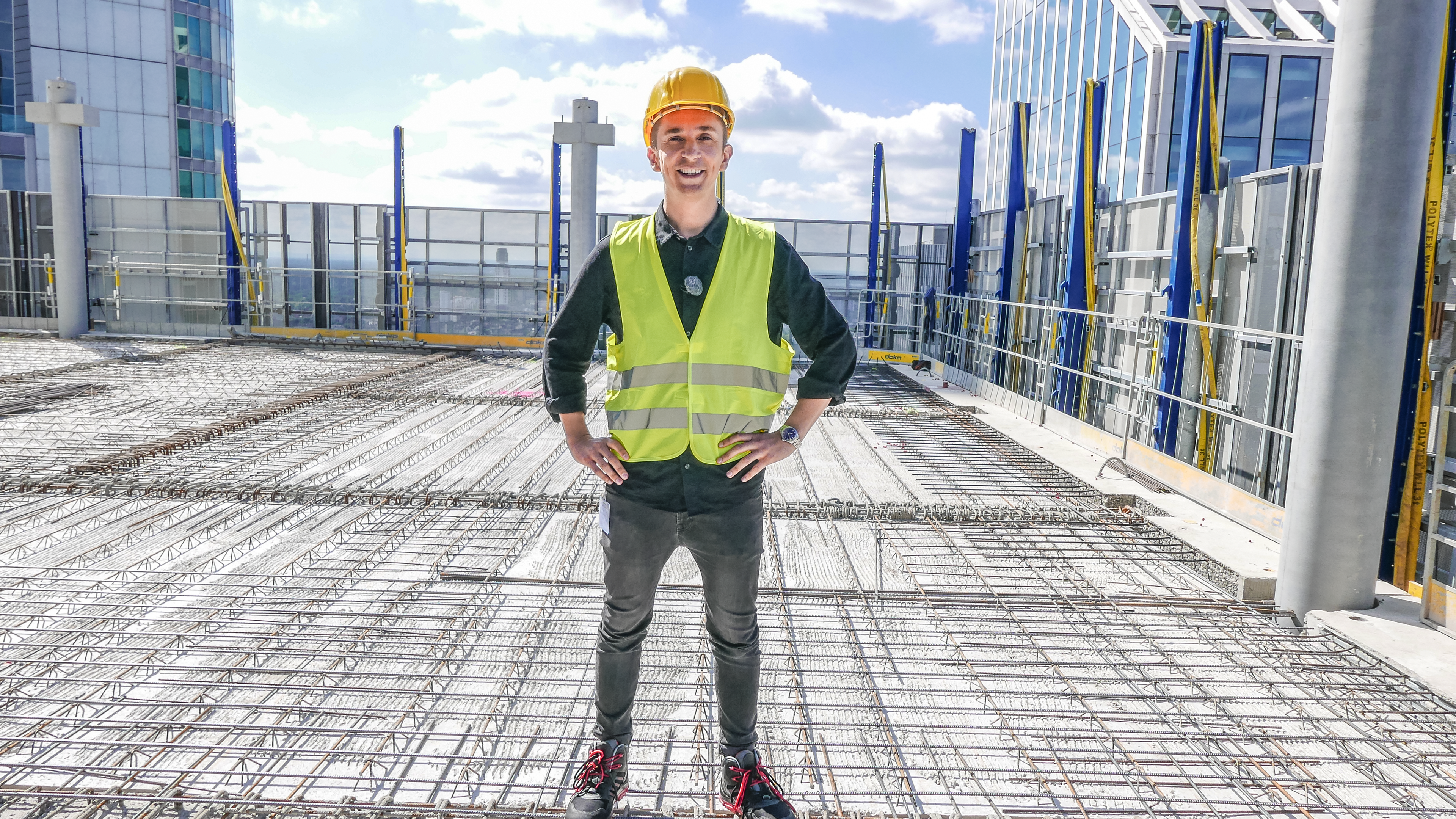 Eric auf Hochhaus-Baustelle