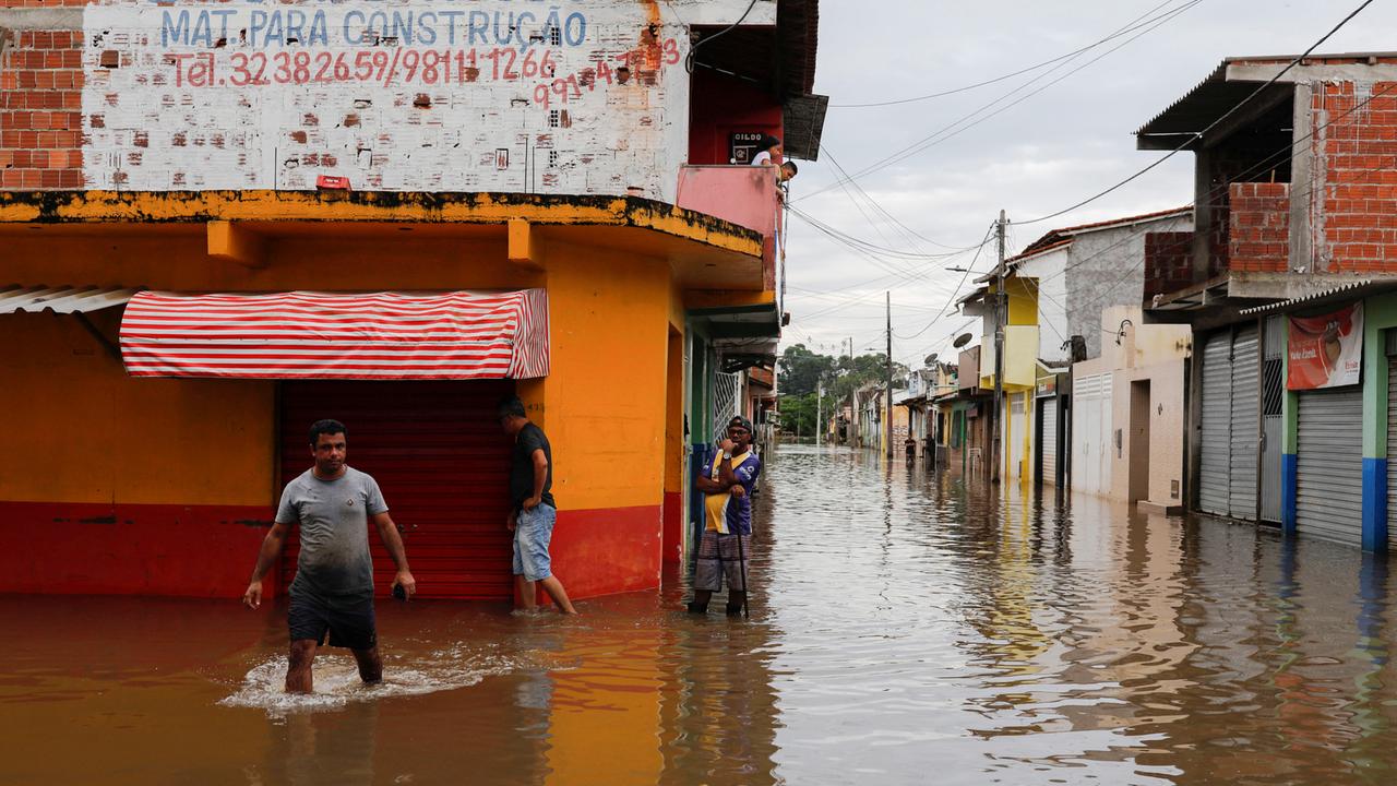 Heftige Überschwemmungen in Bahia