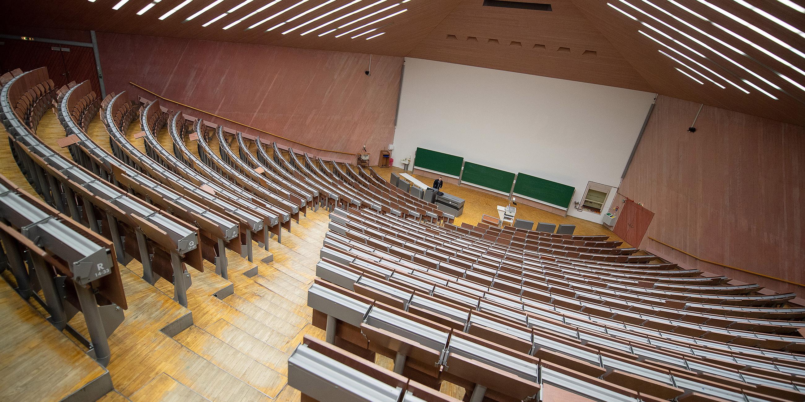Hörsaal der Universität Stuttgart