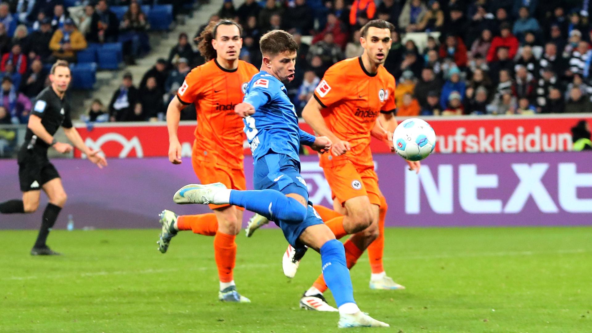Adam Hlozek (Hoffenheim) erzielt das Tor zum 2:2.