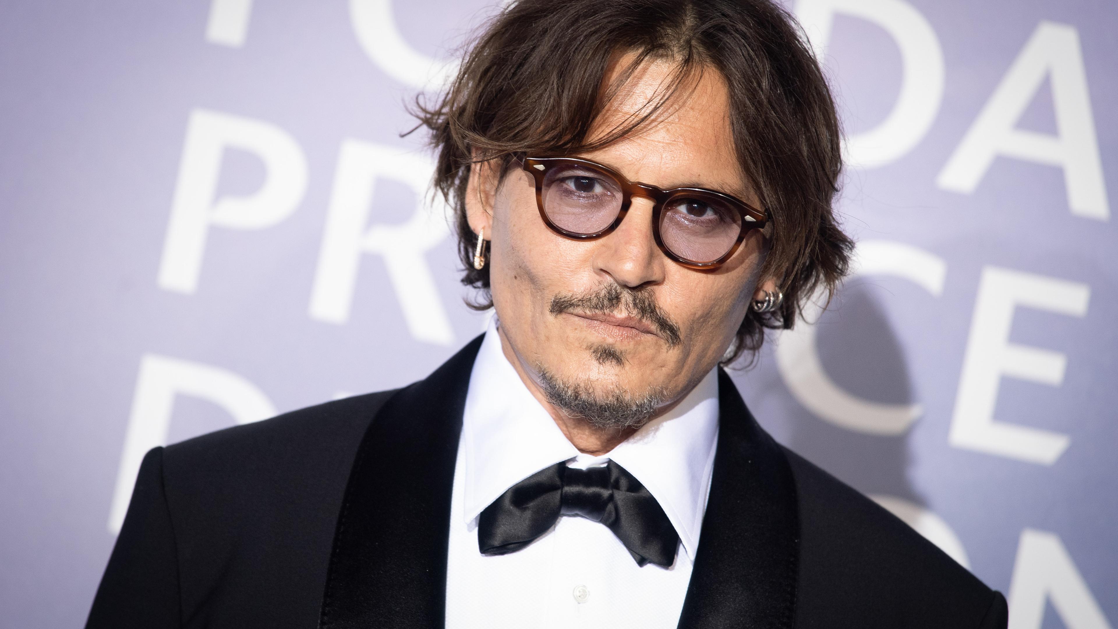 "Hollywood Stories: Johnny Depp": Johnny Depp, 2020