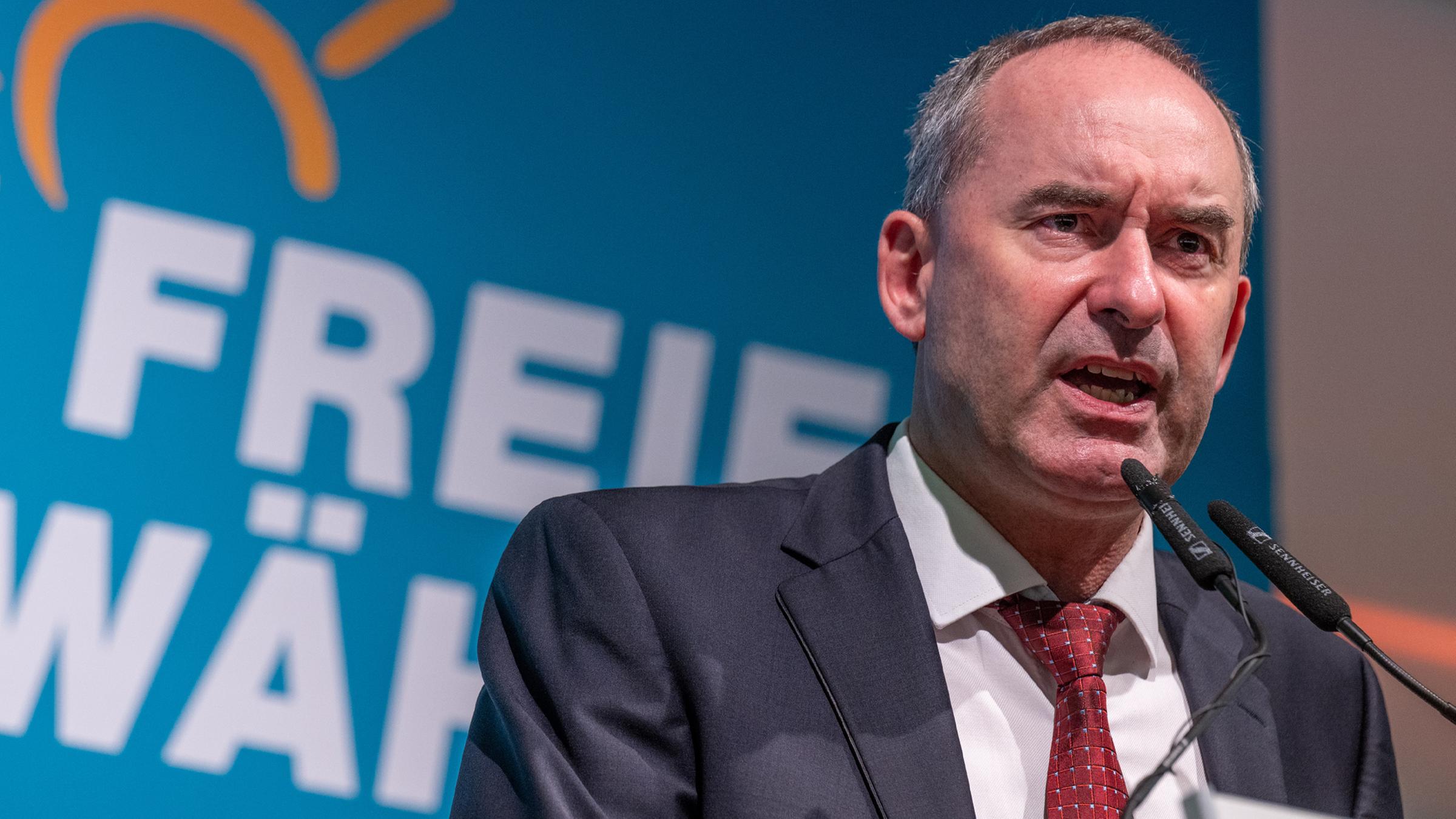 Hubert Aiwanger am 14.10.2023 beim Landesparteitag der Freien Wähler in Bayern.
