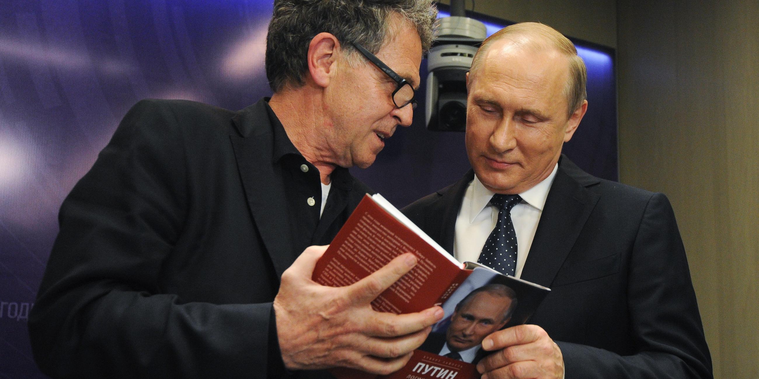 Buchautor Hubert Seipel mit Wladimir Putin