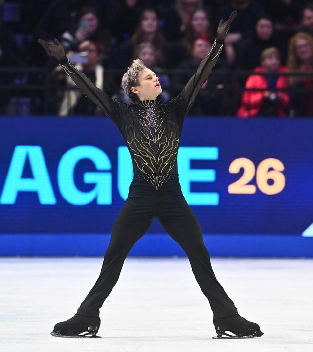 Ilia Malinin (USA) in Aktion. 