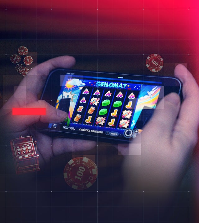 Smartphone, das in Händen gehalten wird und auf dem die Internetseite eines illegalen Online-Casinos mit dem legalen Spiel "Geilomat" zu sehen ist und umhüllt ist von Symbolen aus dem Glücksspiel wie beispielsweise Spielkarte oder Roulette-Chips