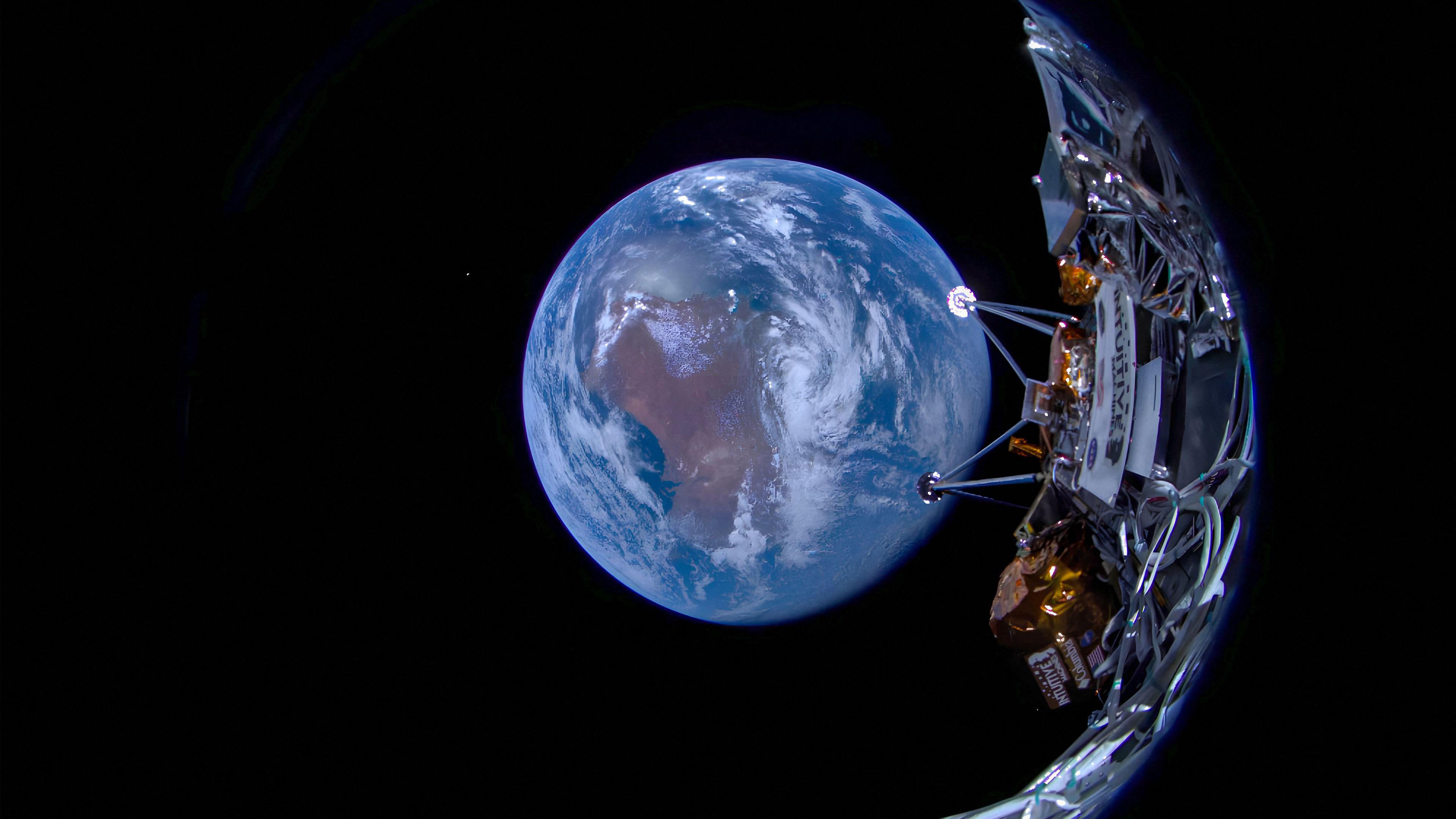Den ersten Blick auf die Erde während der IM-1-Mission am 16.02.2024.