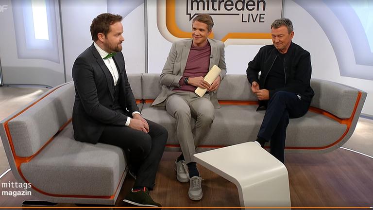 Auf der Mima-Couch im ZDF-Mittagsmagazin: Die drei Moderatoren Benjamin Stöwe, Daniel Pontzen und Thomas Skulski