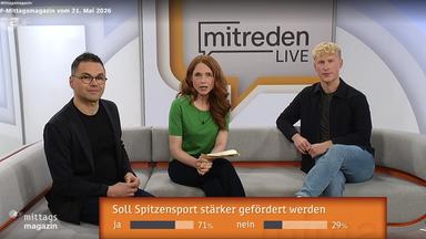 Auf der Couch des ZDF-Mittagsmagazins von links nach rechts: Wetterexperte Özden Terli, Moderatorin Mirjam Meinhardt und Sportmoderator Marvin Kirsch. Eingeblendet das Umfrageergebnis von ZDF mitreden zur Sportförderung