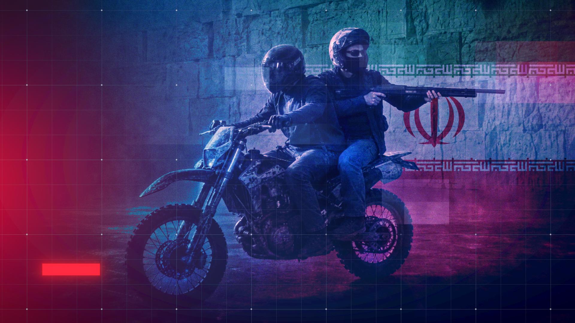 Montage: Zwei Männer auf einem Motorrad, der Beifahrer dreht sich umund schießt mit einem Gewehr (Vordergrund Mitte), Iran-Flagge (Hintergrund), darüber grafisches Raster-Overlay