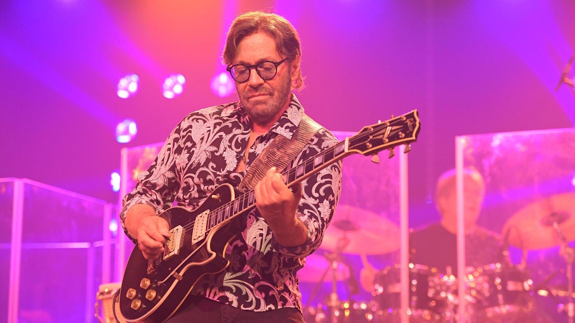 Al Di Meola bei den Leverkusener Jazztagen 2024