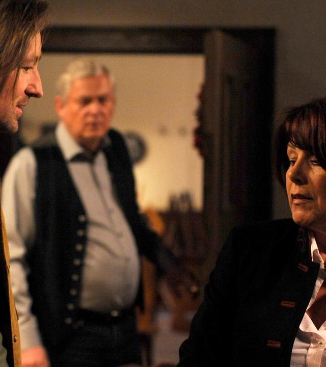 Alte Schuld, neue Schuld · 14.06.10 -