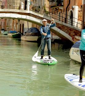 Auf dem SUP durch Venedig