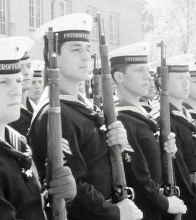 Besuch der Marineunteroffiziersschule in Plön (stumm)