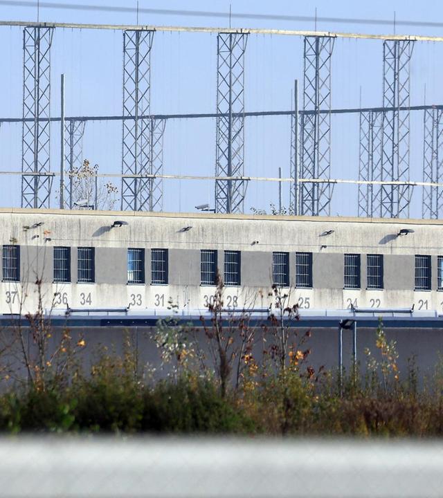 BR24live: JVA-Skandal Gablingen - Justizminister Eisenreich äußert sich