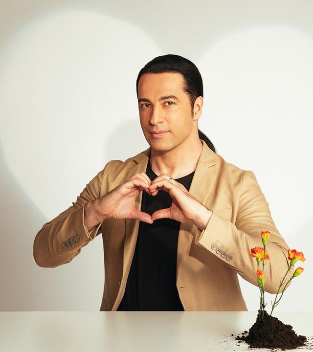 Bülent im Flirtfieber – macht Humor sexy?