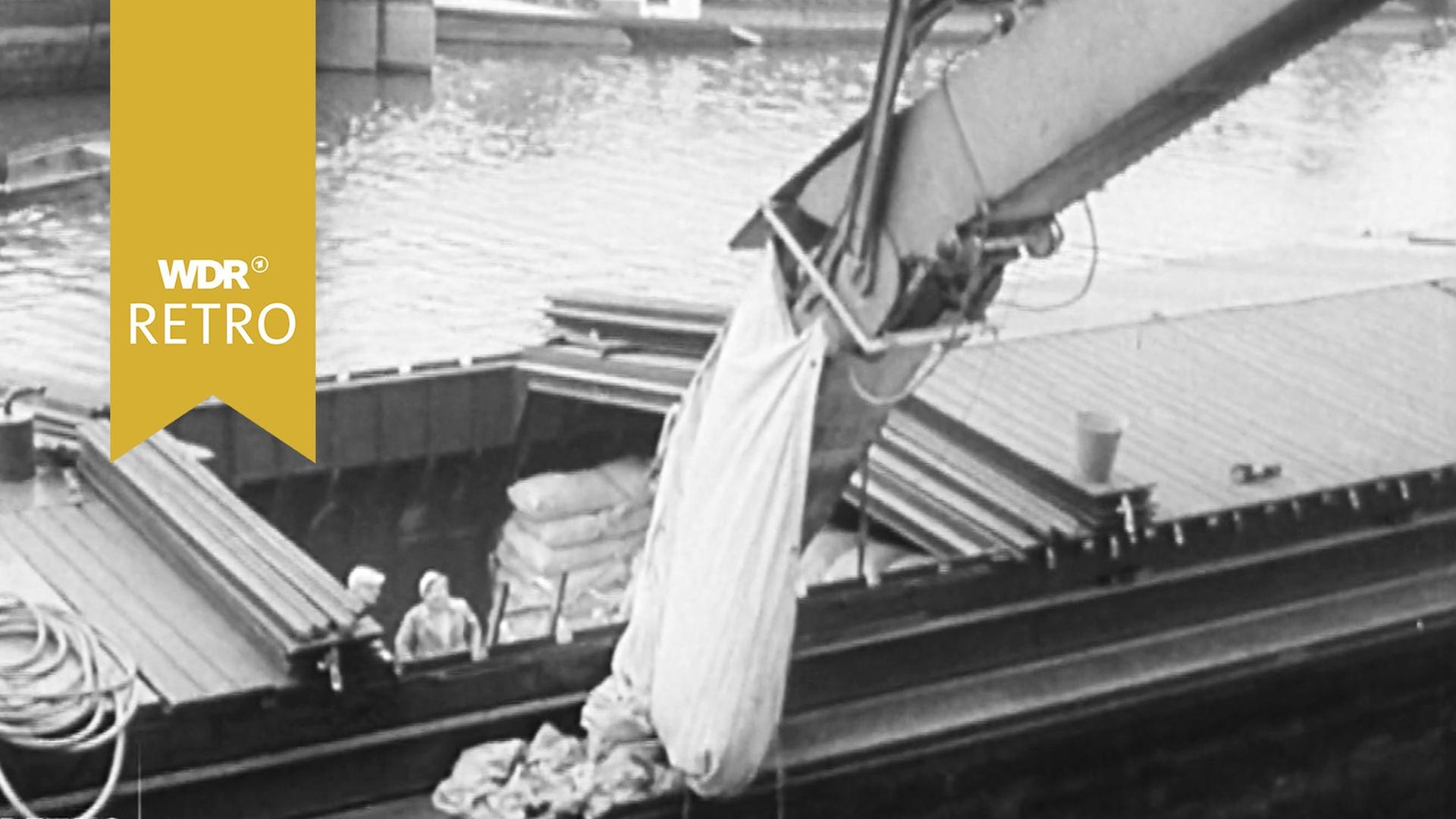 Deutschland liefert Weizenmehl in die Sowjetunion