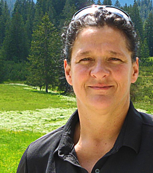 Die Hüttenwirtin und ihre Töchter